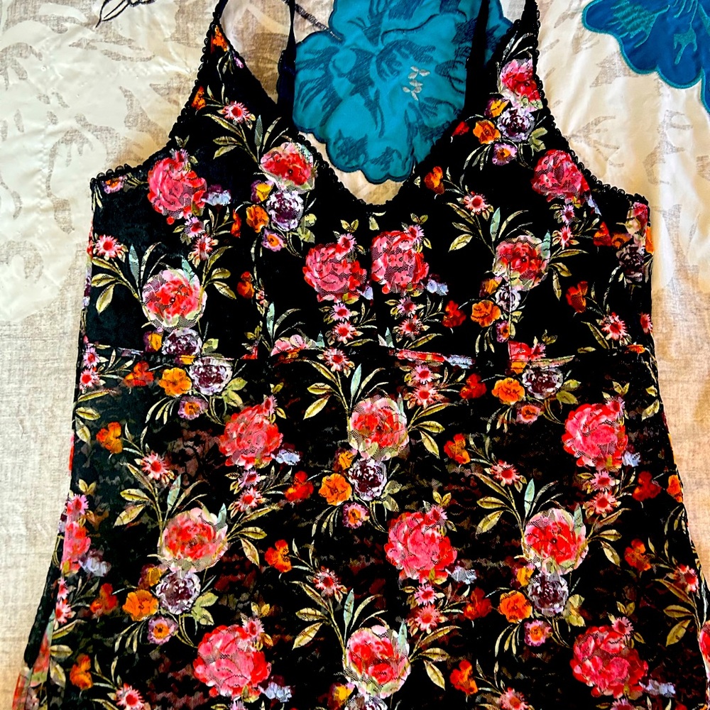 🆕️ Ruby Ribbon Mirabelle Cami Botanica size 44